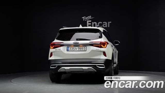 Kia Seltos 2021 — фото 4 из 20