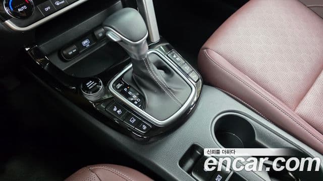 Kia Seltos 2021 — ფოტო 9/20