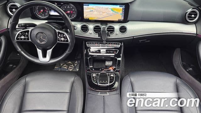 Mercedes-Benz E-Class 2018 — фото 7 из 20