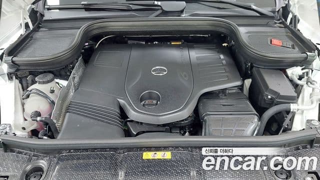 Mercedes-Benz GLE-Class 2025 — ფოტო 6/17