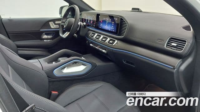 Mercedes-Benz GLE-Class 2025 — ფოტო 13/17