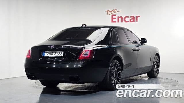 Rolls-Royce Ghost 2023 — Photo 16/20