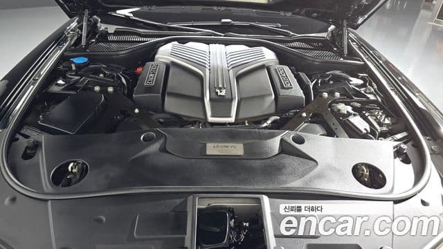 Rolls-Royce Ghost 2023 — Photo 14/20