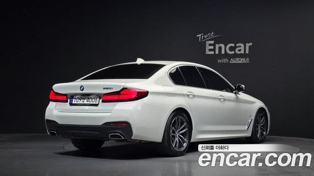 BMW 5 Series 2023 — ფოტო 2/20