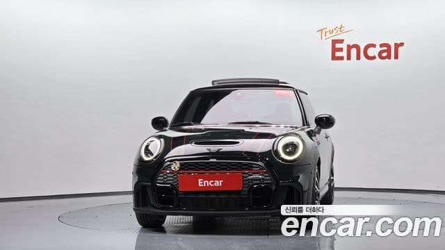 Mini Cooper S 2022 — ფოტო 3/20