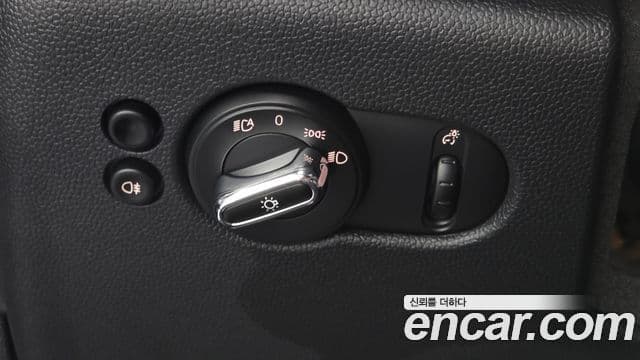 Mini Cooper S 2022 — ფოტო 19/20