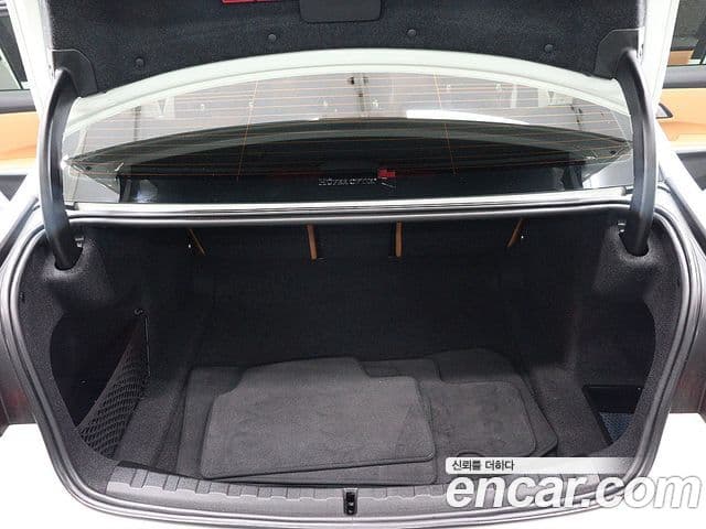 BMW 3 Series 2023 — фото 4 из 20