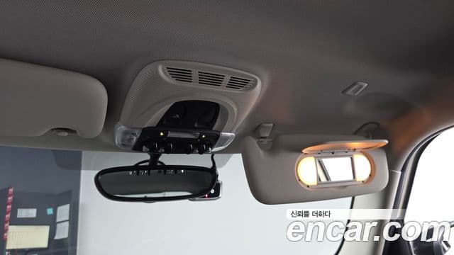 Mini Cooper 2022 — фото 16 из 20