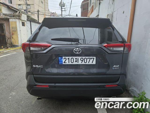 Toyota RAV4, 2025