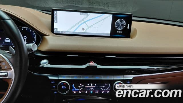 Genesis Electrified G80 2023 — фото 13 из 20
