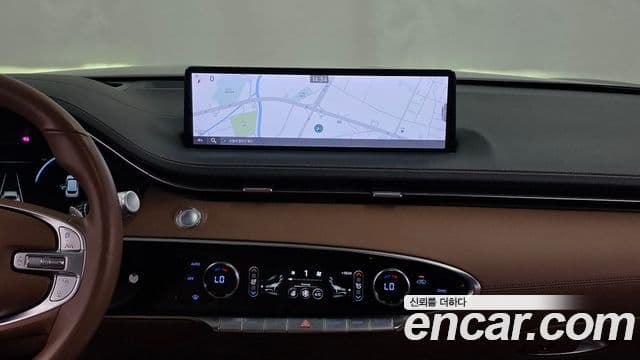 Genesis GV70 2022 — Şəkil 14/20
