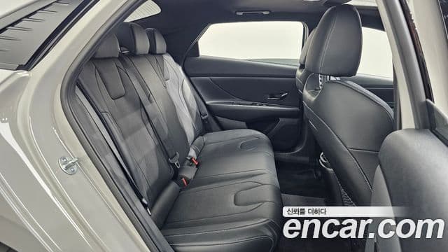 Hyundai Avante 2022 — ფოტო 12/20