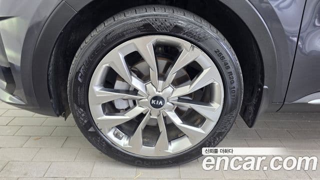Kia Sorento 2020 — ფოტო 5/20