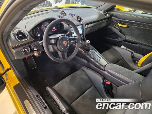 Porsche 718 Cayman 2020 — фото 11 из 20