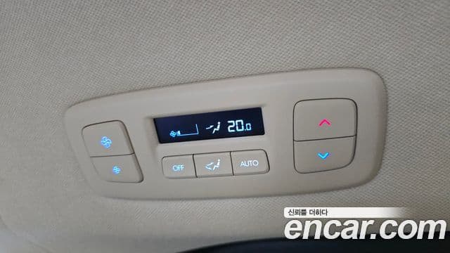 Hyundai Staria 2023 — фото 18 из 20