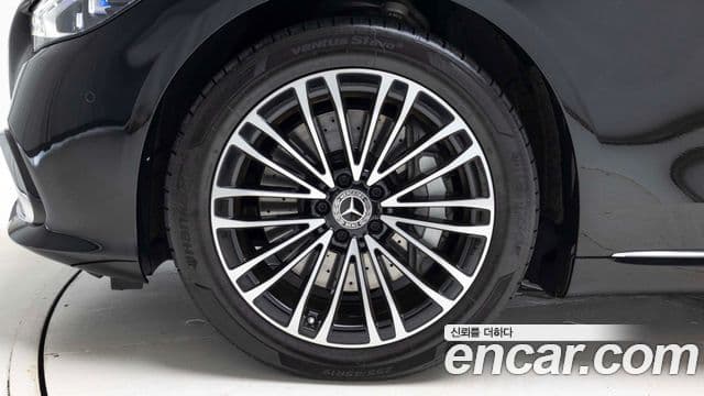 Mercedes-Benz S-Class 2025 — ფოტო 5/19
