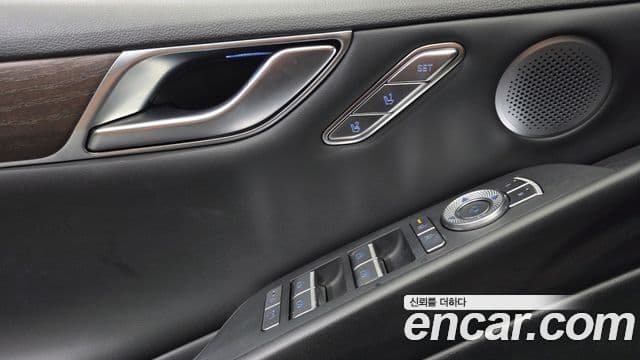 Genesis Electrified G80 2024 — фото 13 из 20