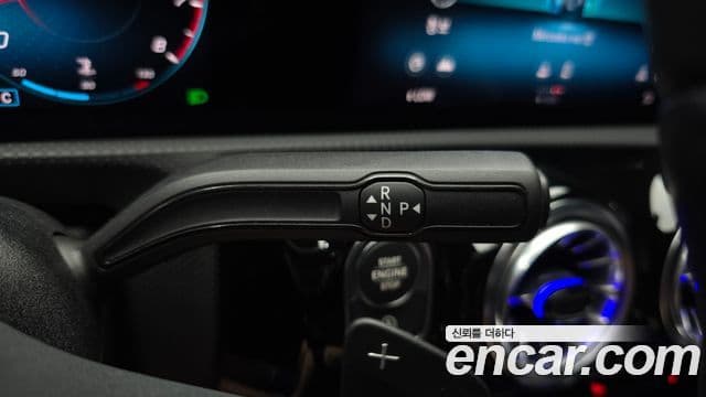 Mercedes-Benz A-Class 2021 — фото 9 из 20