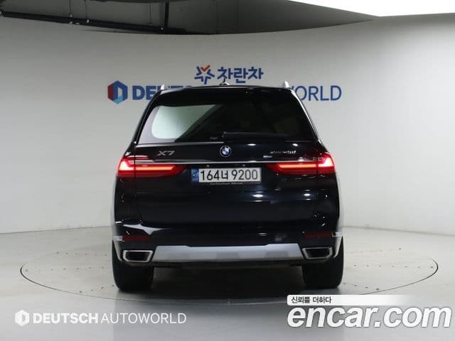 BMW X7 2021 — фото 3 из 20