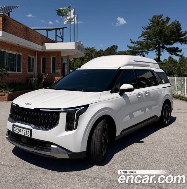 Kia Carnival 2025 — Şəkil 2/20