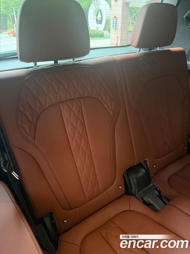 BMW X7 2024 — Photo 2/10