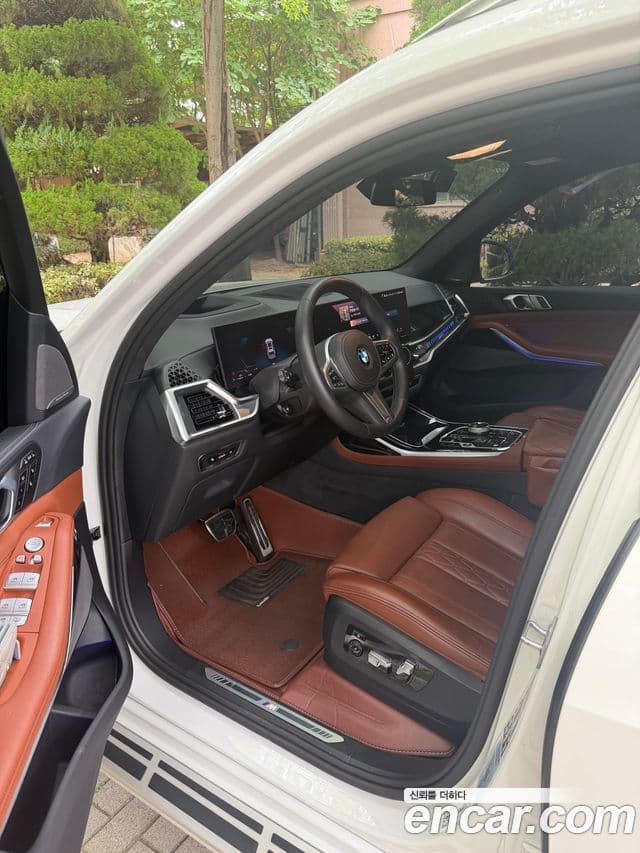 BMW X7 2024 — Photo 4/10