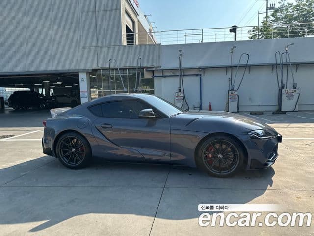Toyota Supra 2024 — ფოტო 4/9