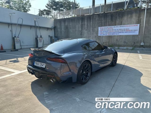 Toyota Supra 2024 — ფოტო 5/9