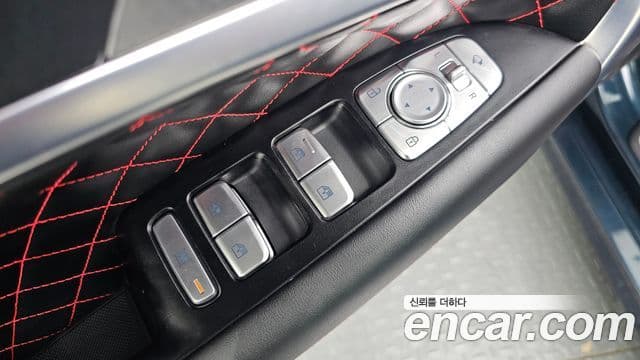 Genesis G70 2022 — Photo 25/31