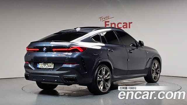 BMW X6 2022 — Фото 2/20