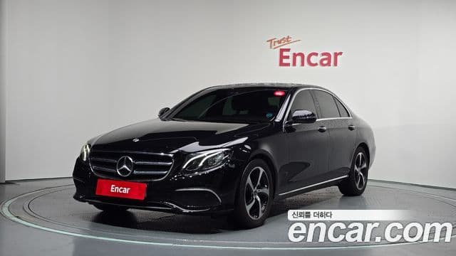Mercedes-Benz E-Class 2019 — Şəkil 1/20