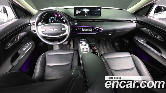 Genesis GV70 2022 — фото 7 из 20