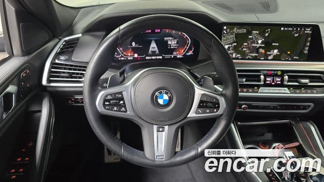 BMW X6 2022 — Фото 12/20