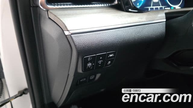 Kia K5 2023 — ფოტო 15/20