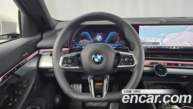 BMW 5 Series 2025 — ფოტო 12/20