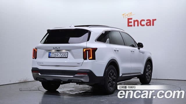 Kia Sorento 2024 — фото 2 из 20