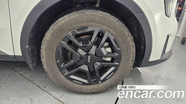 Kia Sorento 2024 — Photo 25/32
