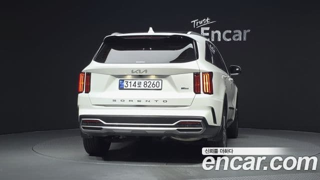 Kia Sorento 2021 — ფოტო 4/20