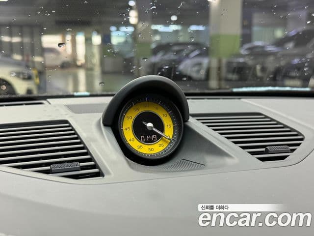 Porsche 911 2022 — Şəkil 16/20