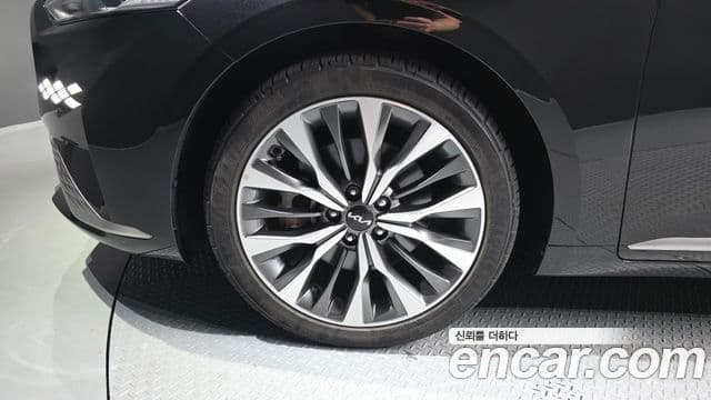 Kia K8 2021 — ფოტო 5/20