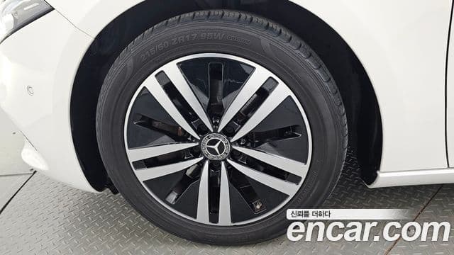 Mercedes-Benz A-Class 2021 — Şəkil 5/20