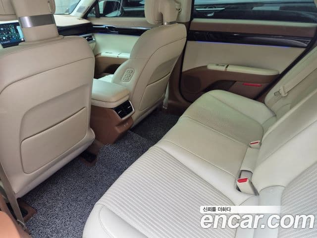 Hyundai Grandeur 2023 — ფოტო 10/16
