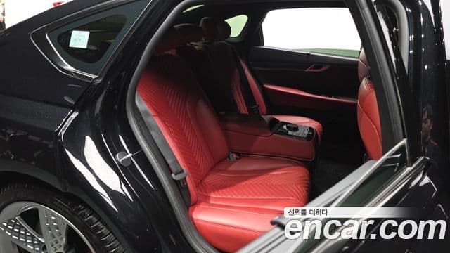 Genesis Electrified G80 2023 — ფოტო 12/20