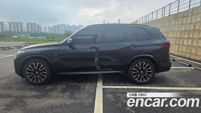 BMW X5 2025 — Photo 10/11