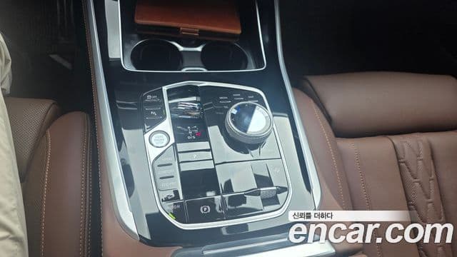BMW X5 2025 — Photo 9/11