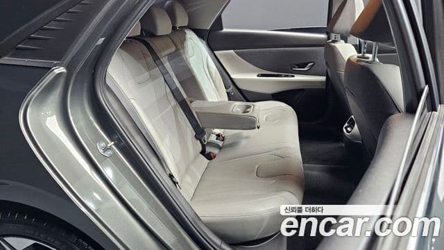 Hyundai Avante 2020 — фото 11 из 20