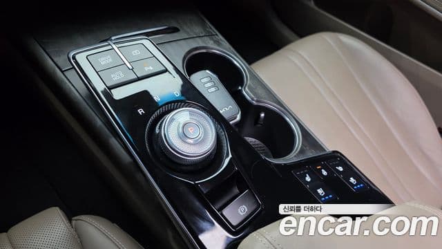 Kia K8 2022 — Şəkil 9/20