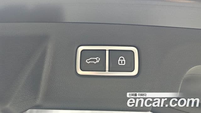 Kia Sorento 2023 — фото 17 из 20