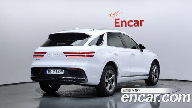 Genesis GV70 2025 — фото 2 из 20