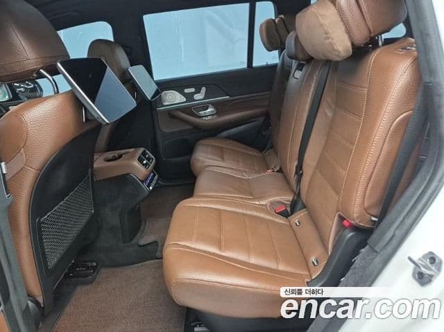 Mercedes-Benz GLS-Class 2024 — Фото 15/20